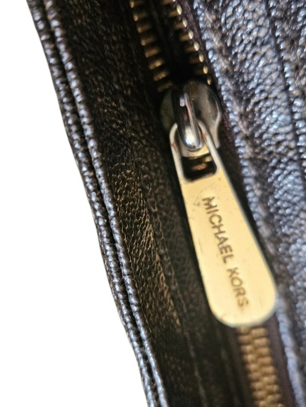 Michael Kors Jet Set Monogram Crossbody Bag - Picture 6 of 7
